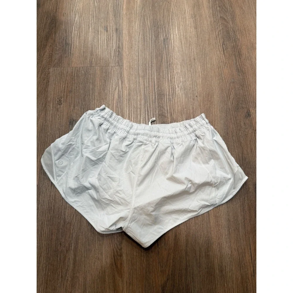 Lululemon Speed Up Low-Rise Lined Shorts 2.5